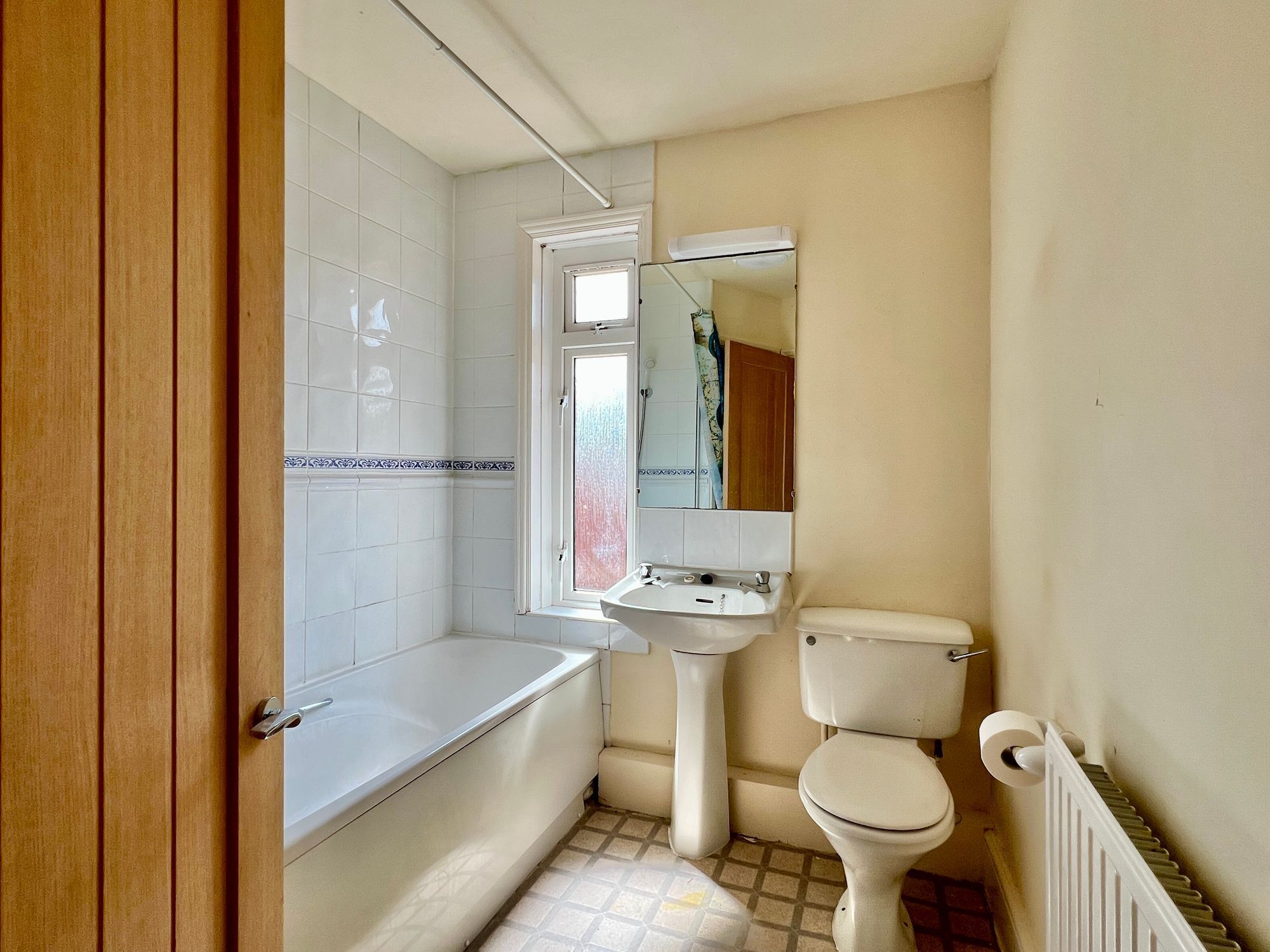 North Villas, Cotford St. Luke - NO onward chain! Image 12