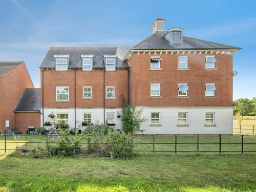 Valentinus Crescent, Colchesterphoto