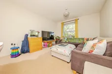 Valentinus Crescent, Colchester