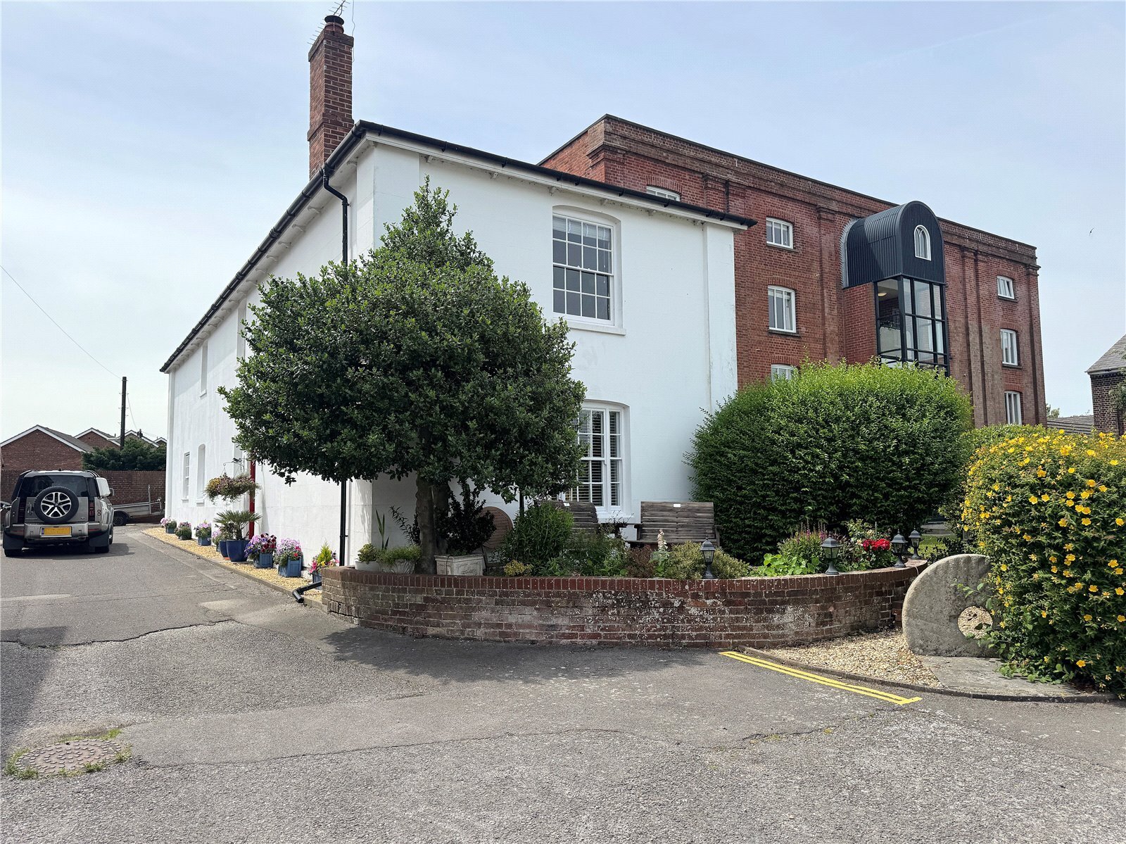 Lower Quay, Fareham, Hampshire, PO16 Image 1