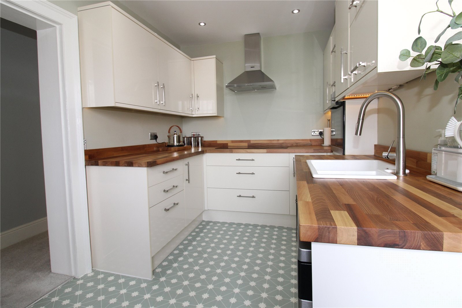 Lower Quay, Fareham, Hampshire, PO16 Image 5