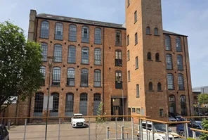 Main property image