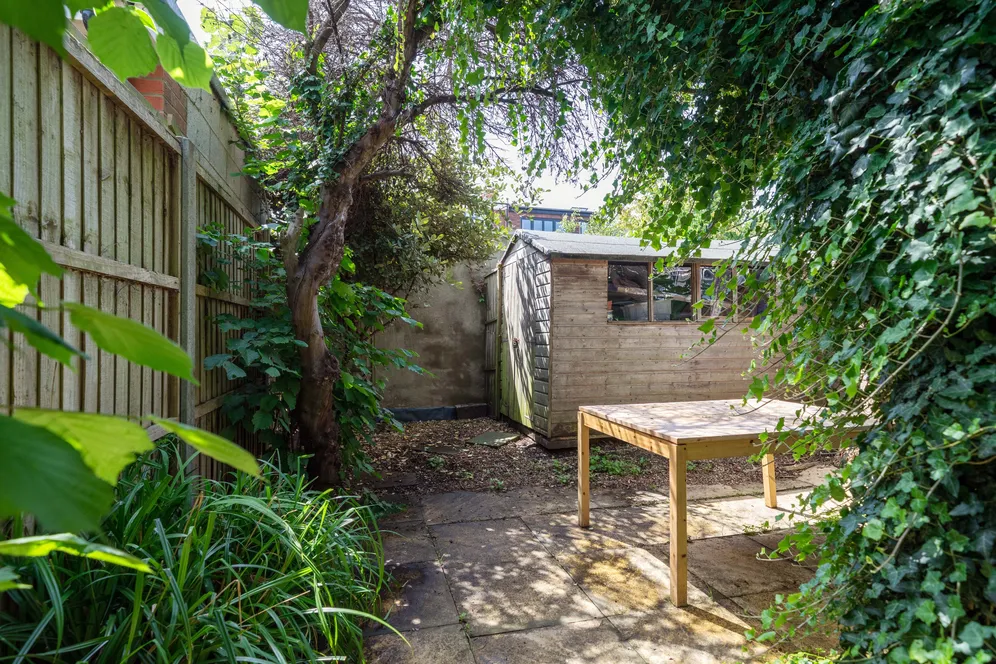 Whitmore Gardens, LONDON, NW10 photo 31