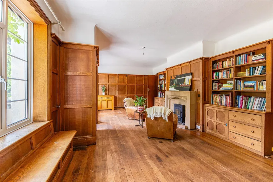 Property Image 6