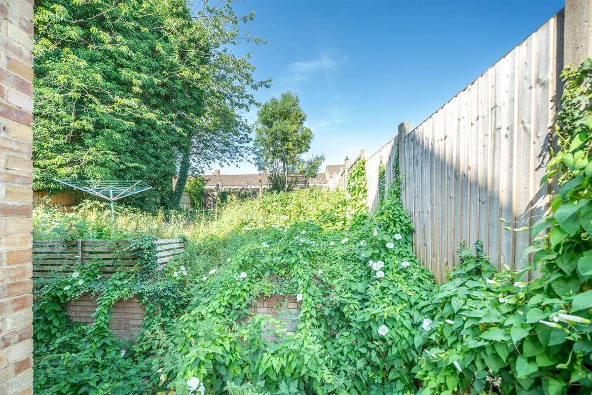 Merrow Drive, Hemel Hempstead, Hertfordshire, HP1 2LZ