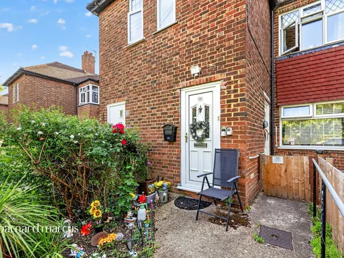 Barnscroft, Londonphoto