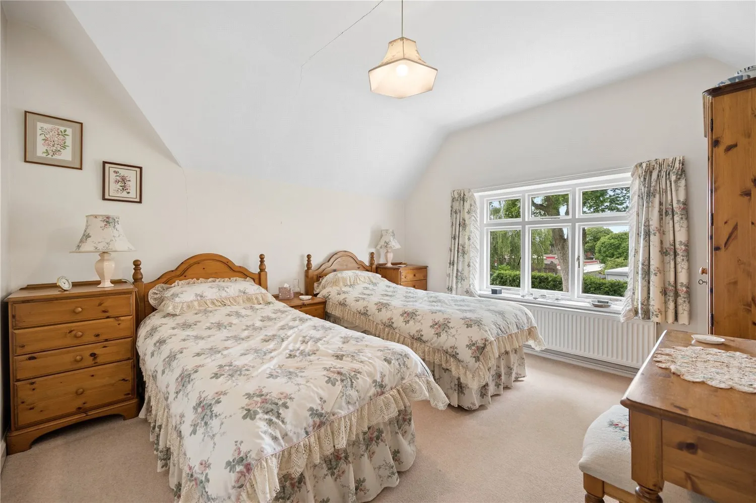 Wealstone Lane, Upton, CH2 photo 16