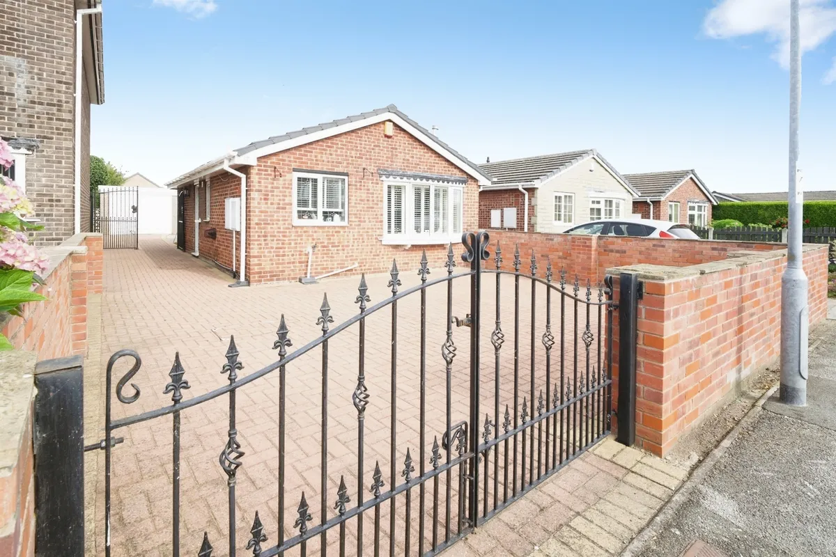 Buckingham Way, Royston, Barnsley