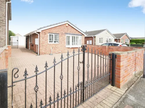 Buckingham Way, Royston, Barnsleyphoto