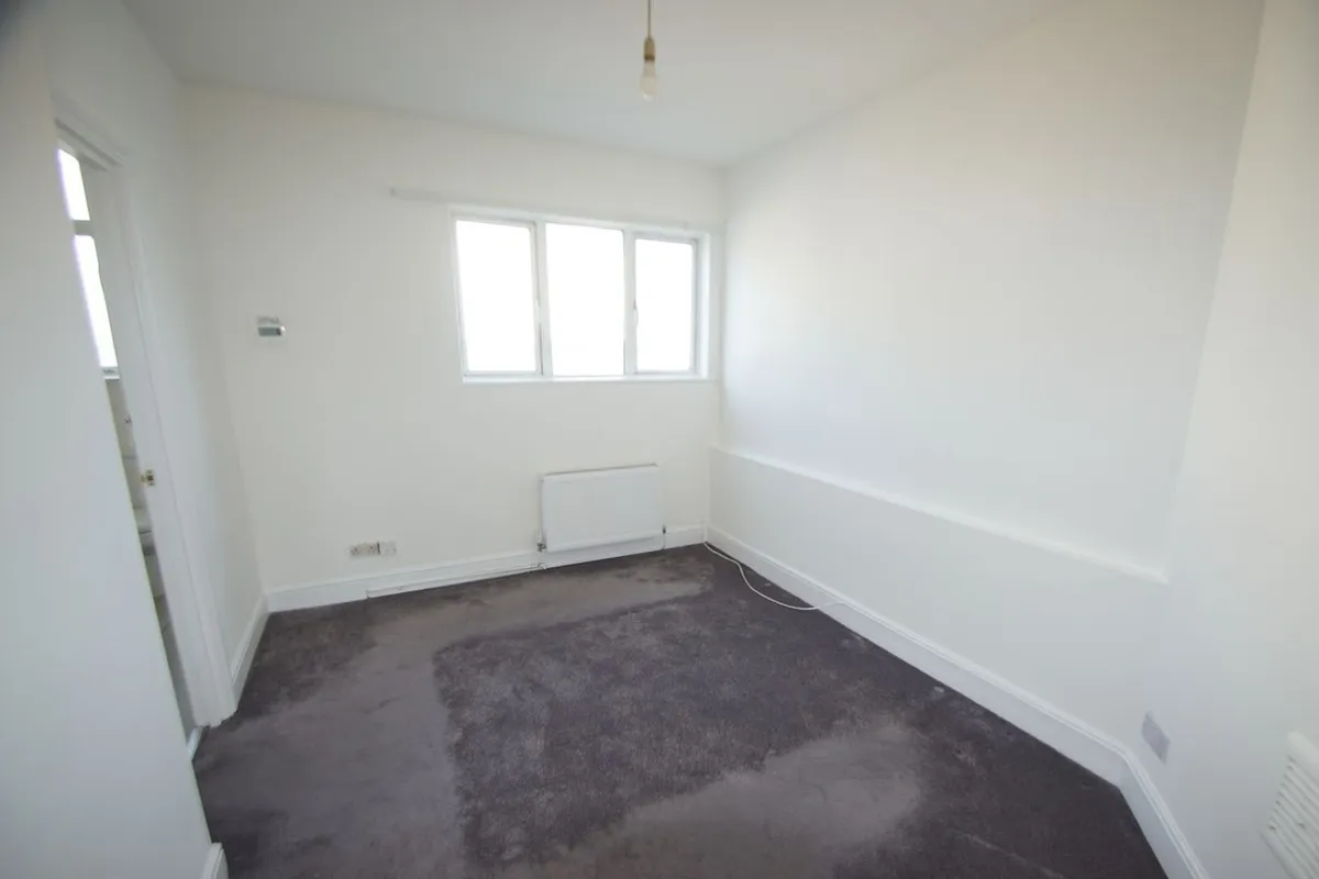 Neasden Lane North, London, NW10