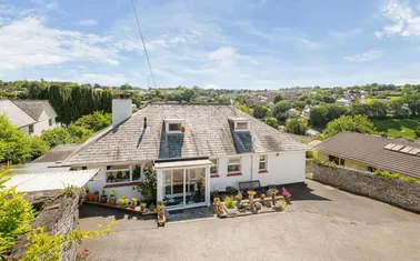 Dunheved Road, Launceston