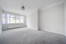 Lincoln Close, LONDON