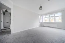 Lincoln Close, LONDON