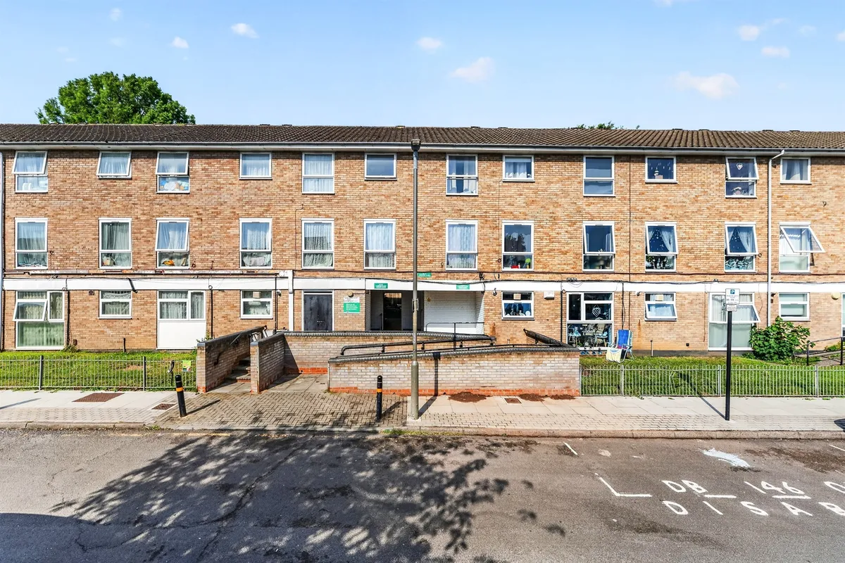 Hanford Close, London