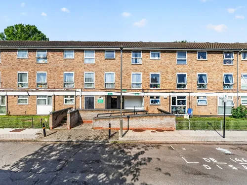 Hanford Close, Londonphoto