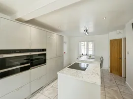 Almond Close, Maltby, Rotherham thumb 3