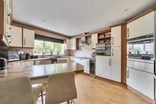 New Road, Cheltenham, GL52 photo 4