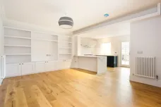 Kings Road Windsor SL4 photo 2