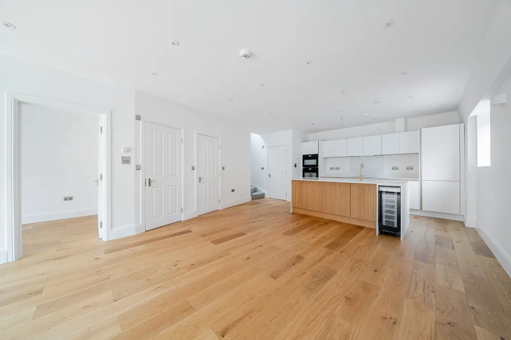 The Grove Coulsdon CR5 photo 8