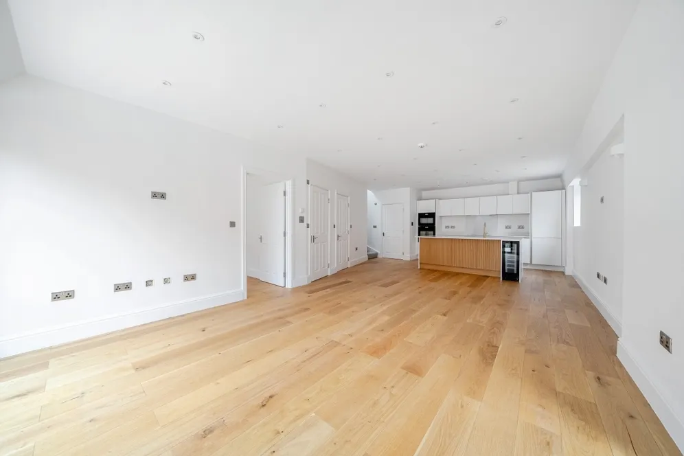 The Grove Coulsdon CR5 photo 9