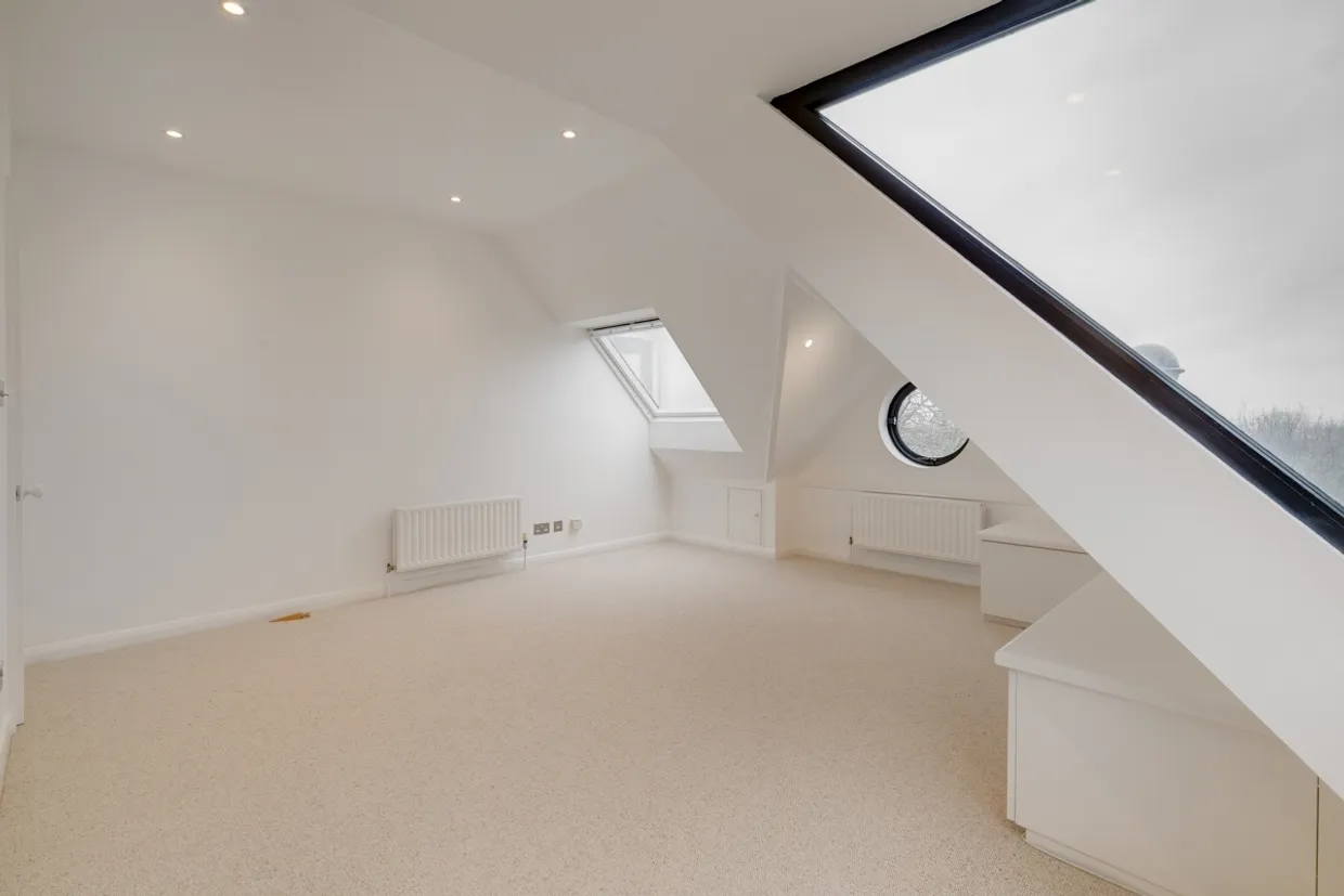 Windmill Drive London SW4 photo 1