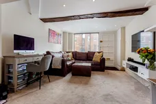 Castle Street Farnham GU9 photo 10