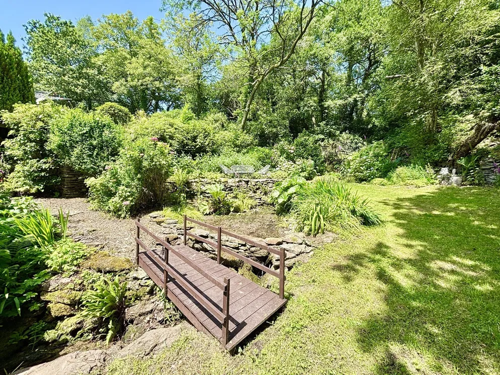 Property carousel item 31