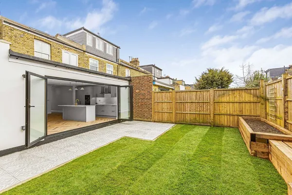 Mereway Road, Twickenham, TW2 photo 6