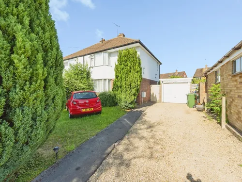 Stockwell Furlong, Haddenham, Aylesburyphoto