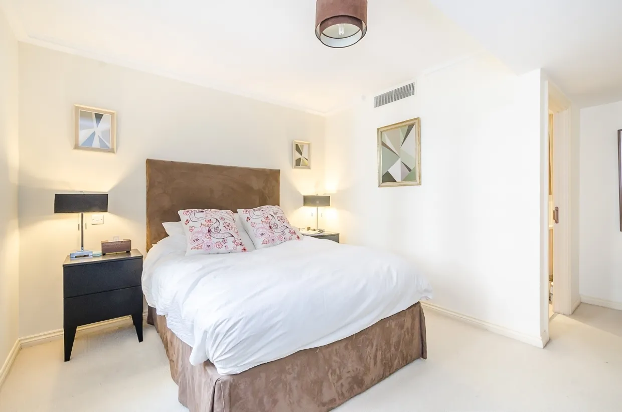 Vincent Square Westminster SW1P photo 5