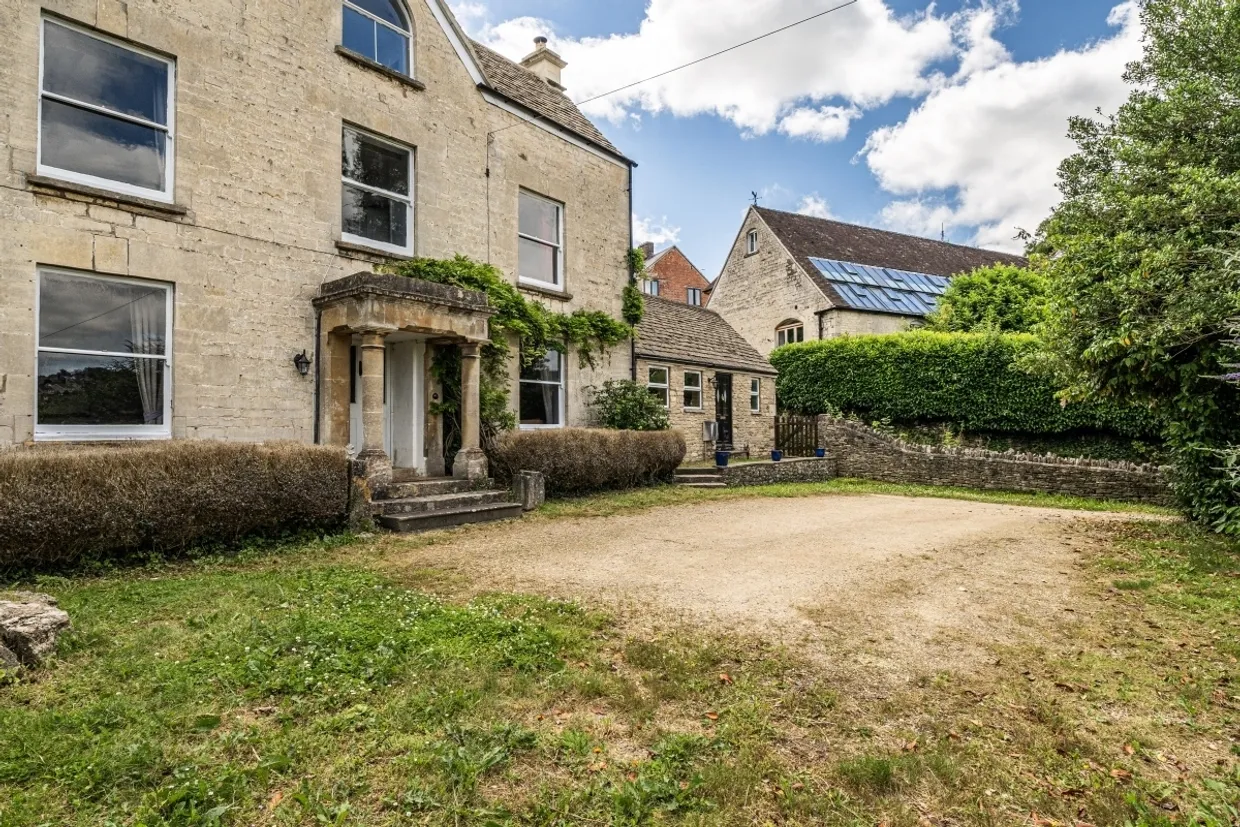 Tetbury Lane Stroud GL6 photo 11