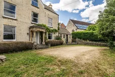 Tetbury Lane Stroud GL6 photo 11