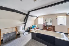 Tetbury Lane Stroud GL6 photo 20