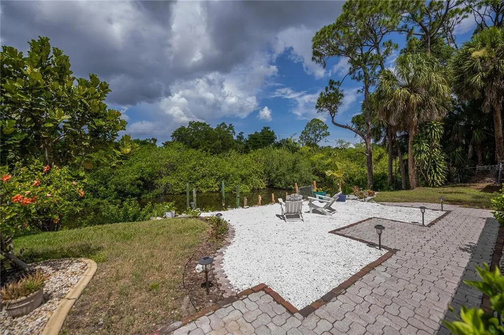 2199 Bendway Dr, Port Charlotte, FL 33948