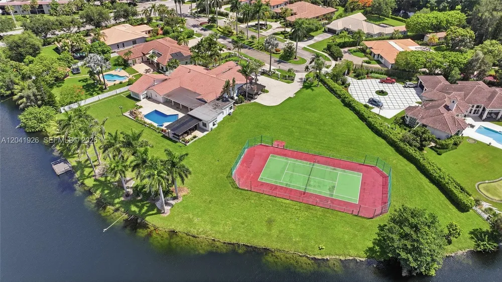 16170 Saddle Ln, Weston, FL 33326
