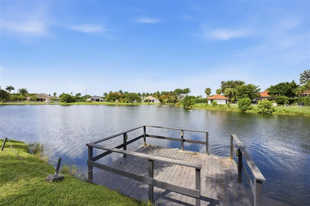 16170 Saddle Ln, Weston, FL 33326