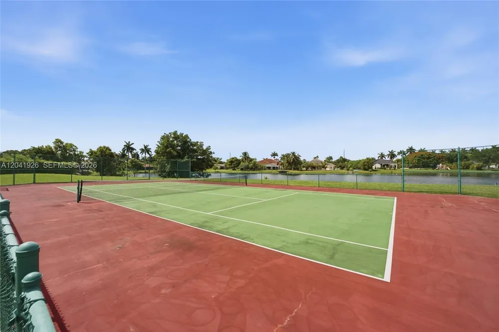 16170 Saddle Ln, Weston, FL 33326