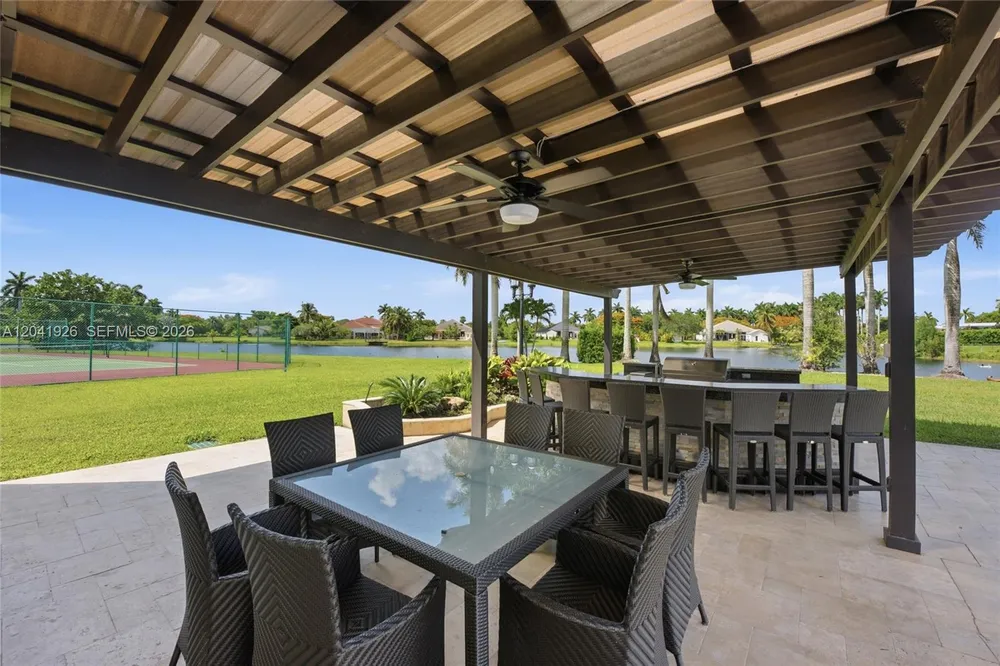 16170 Saddle Ln, Weston, FL 33326