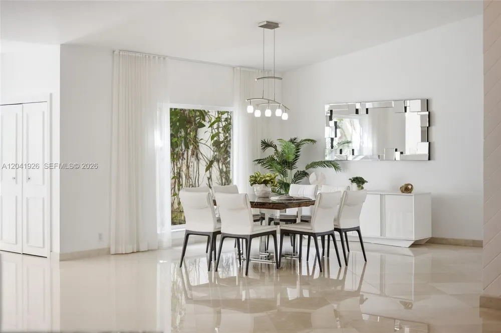 16170 Saddle Ln, Weston, FL 33326