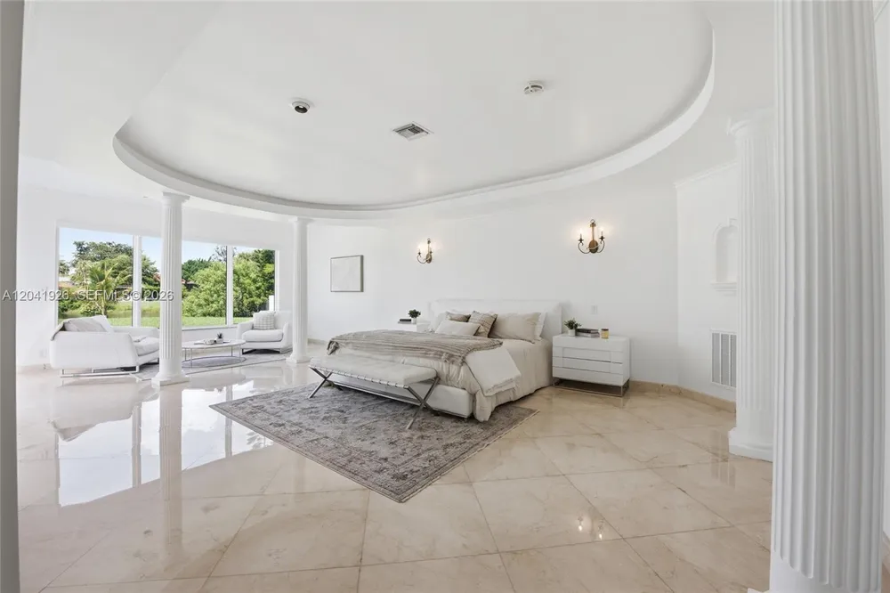 16170 Saddle Ln, Weston, FL 33326