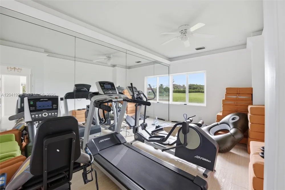 16170 Saddle Ln, Weston, FL 33326