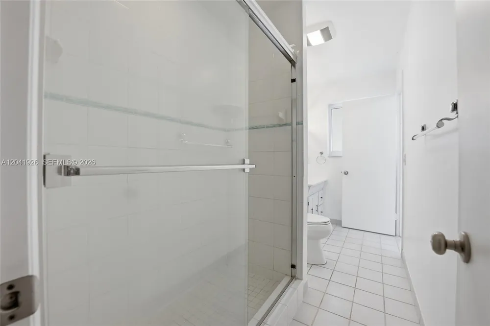16170 Saddle Ln, Weston, FL 33326
