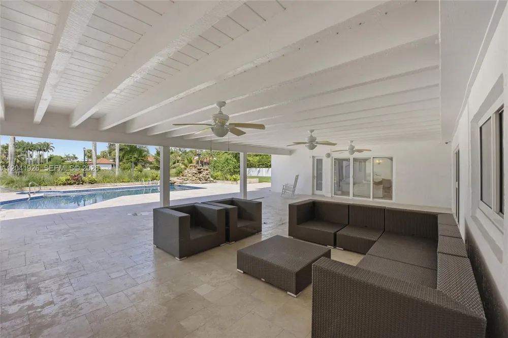16170 Saddle Ln, Weston, FL 33326