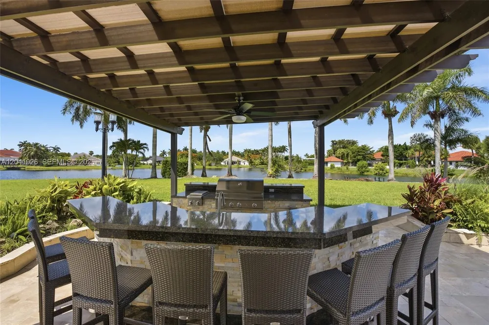 16170 Saddle Ln, Weston, FL 33326
