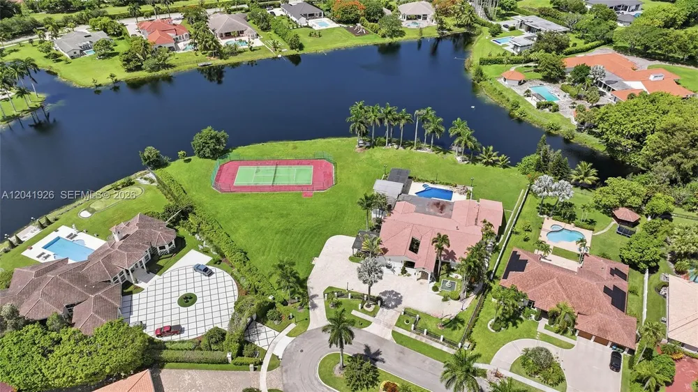 16170 Saddle Ln, Weston, FL 33326