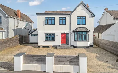 Lynhurst Avenue, Sticklepath, Barnstaple