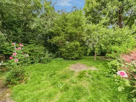 Sycamore Crescent, Brereton, Rugeley thumb 2