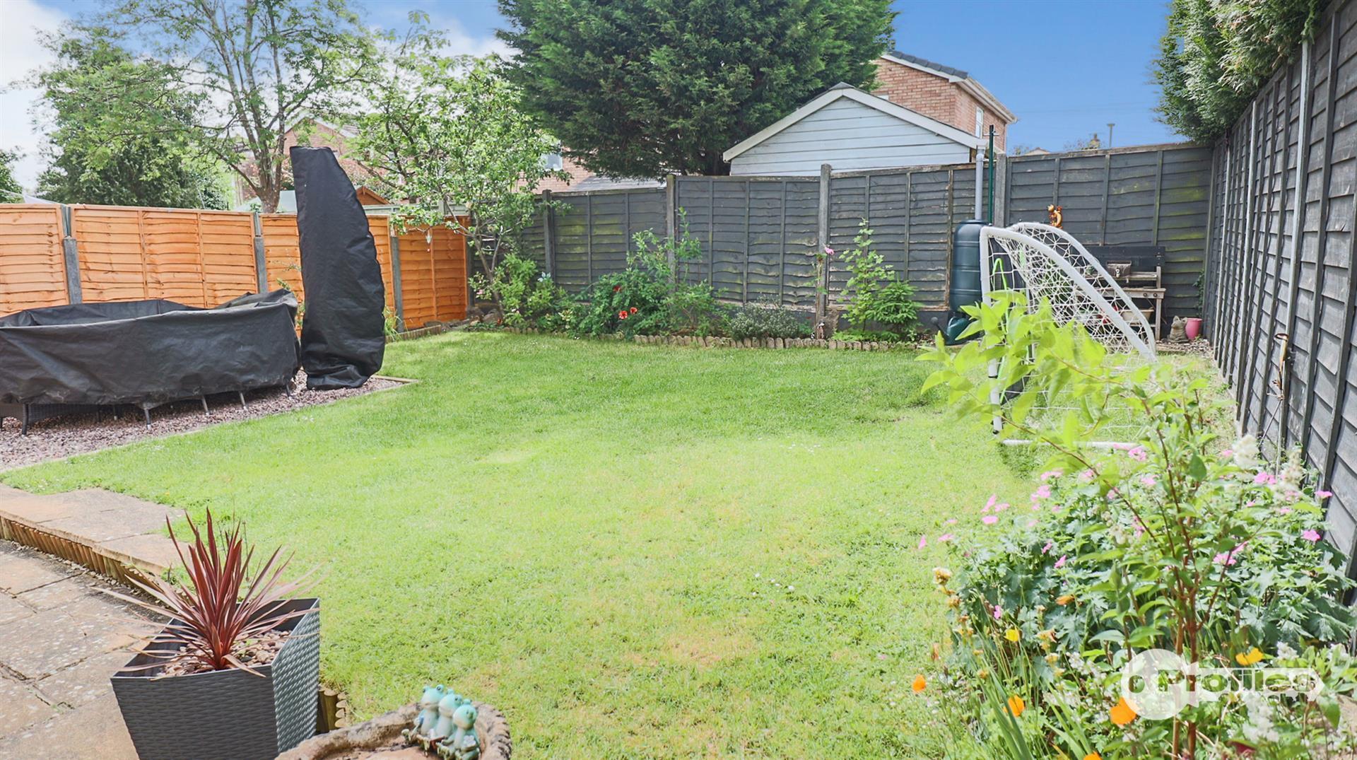 Primrose Drive, Burbage Image 4