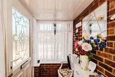 Seaside Close, Lancing