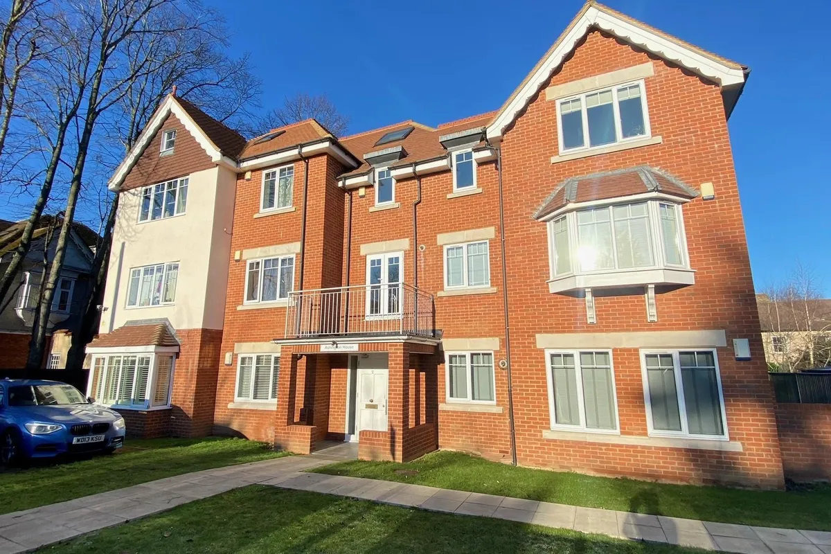 Ashington House, Boyn Hill Avenue